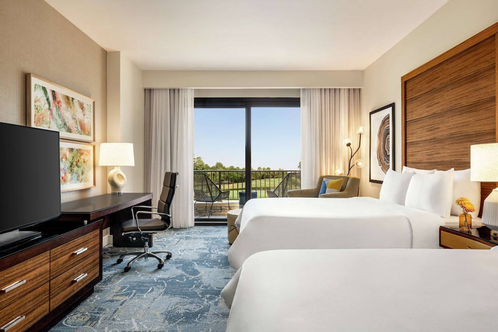 Room, 2 Queen Beds, Balcony, Accessible