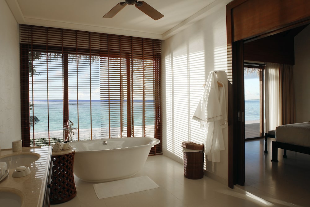 The Residence Maldives Falhumaafushi 11/63