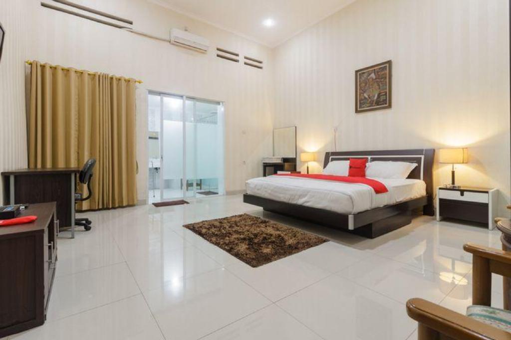 Reddoorz Plus Near Rs Pmi Bogor 11/38