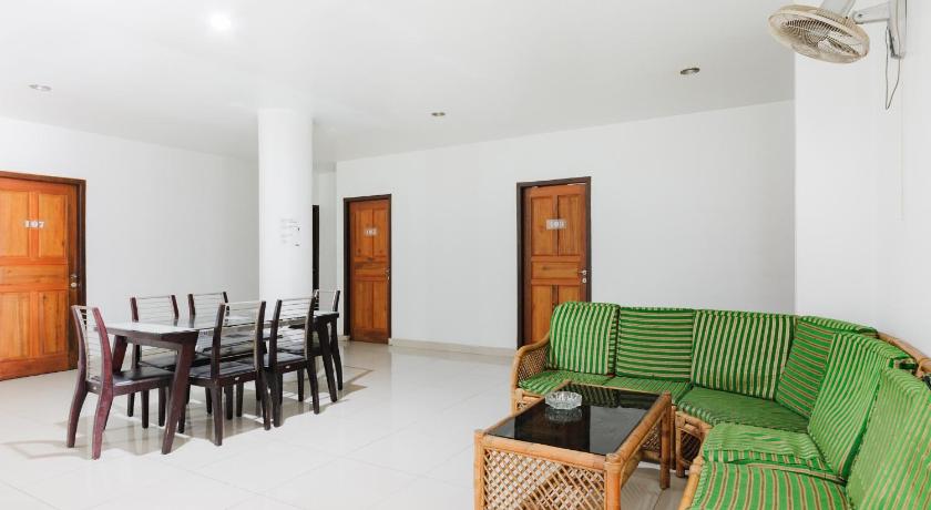 Reddoorz Near Siloam Hospital Palembang 35/56