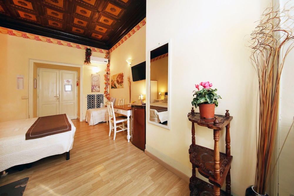 Tibullo Guesthouse 55/72