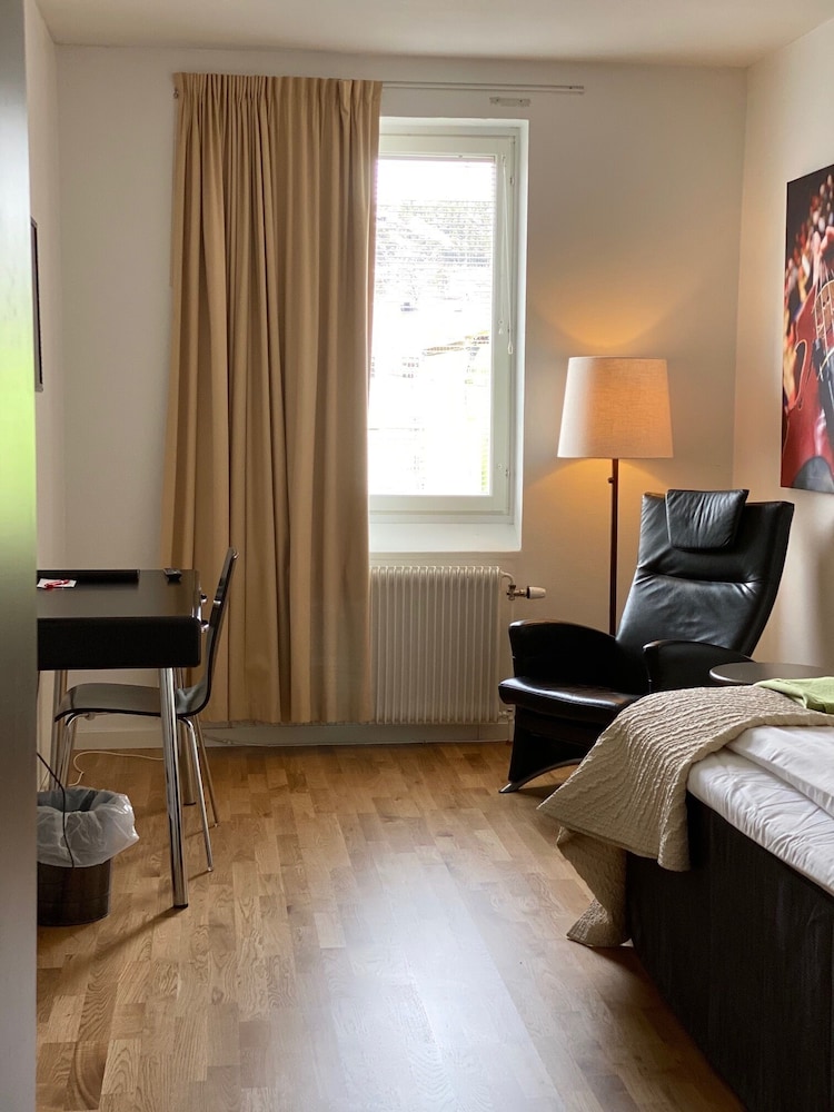 Strand City Hotell 40/50