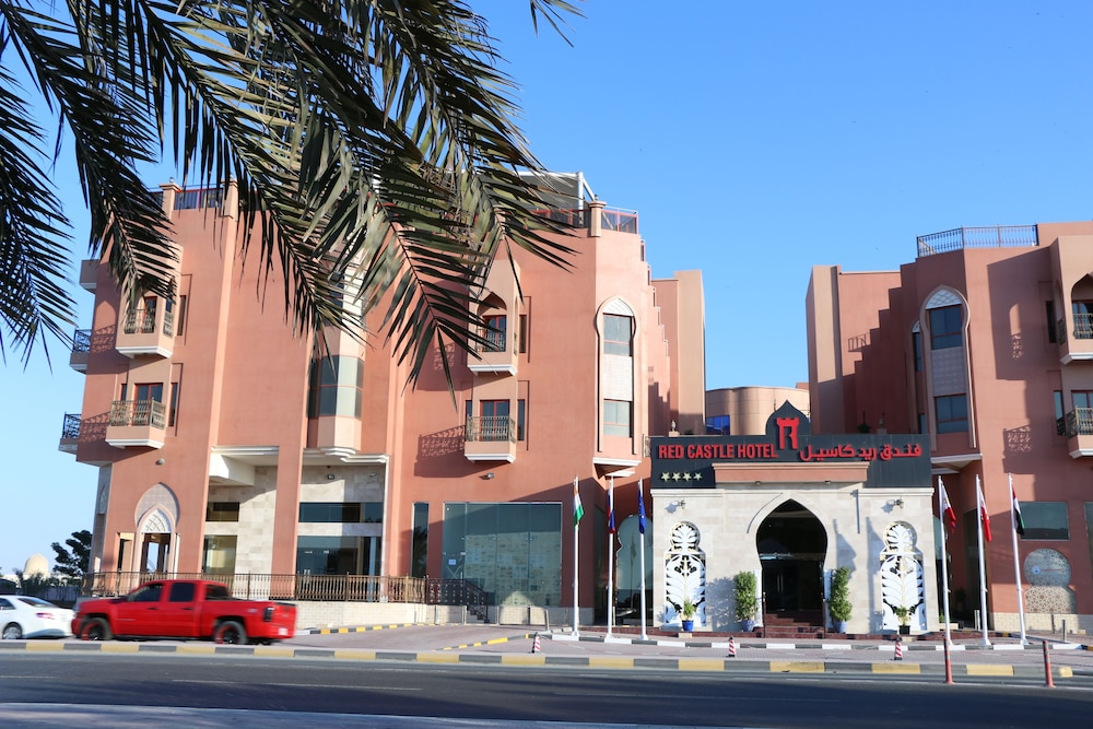 Red Castle Hotel 47/50