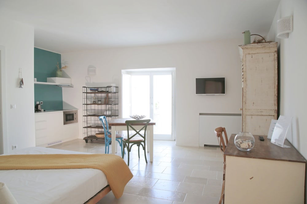 Santa Maria 24 Guest House 41/72