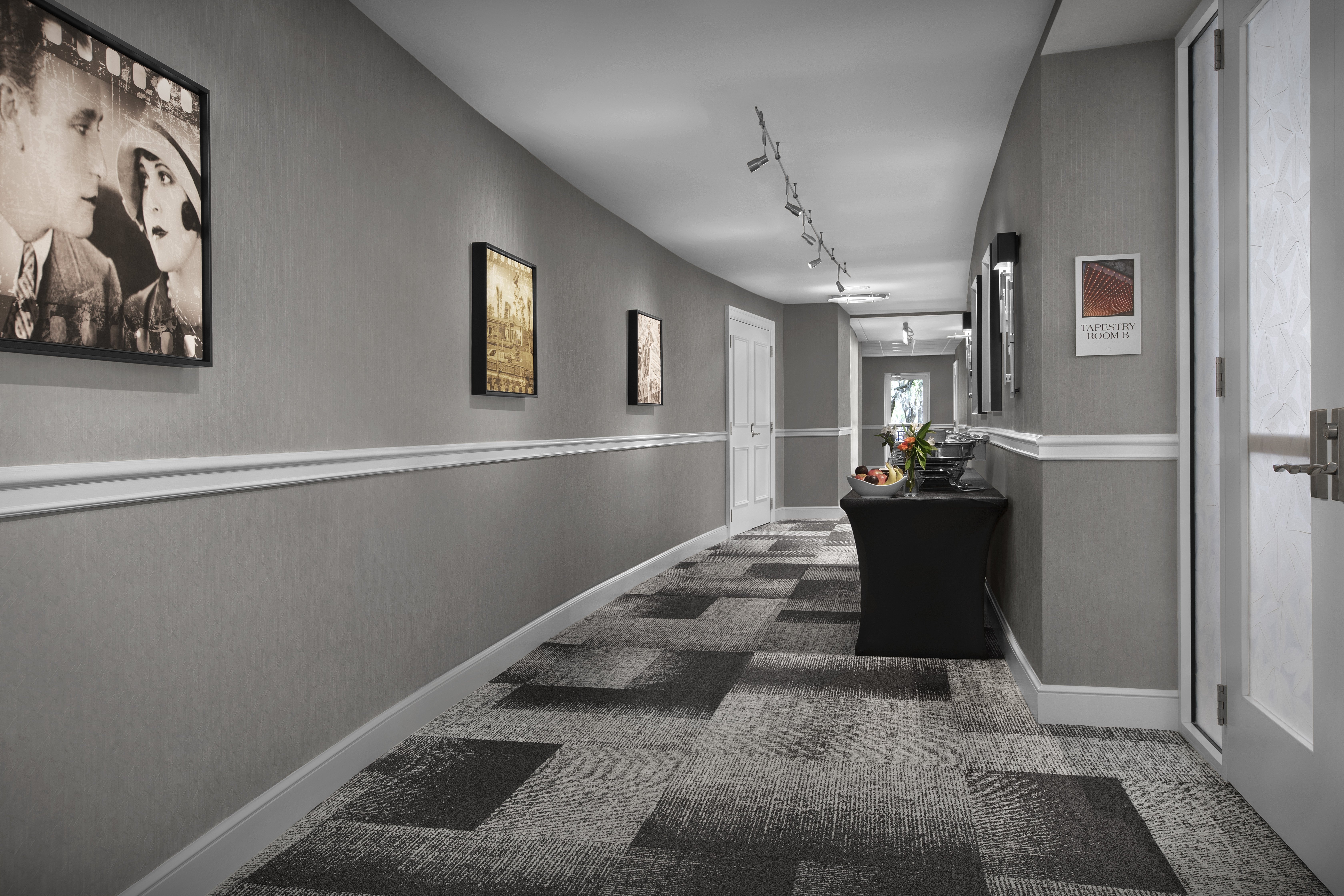 Hotel Indigo Jacksonville Deerwood Park 18/77