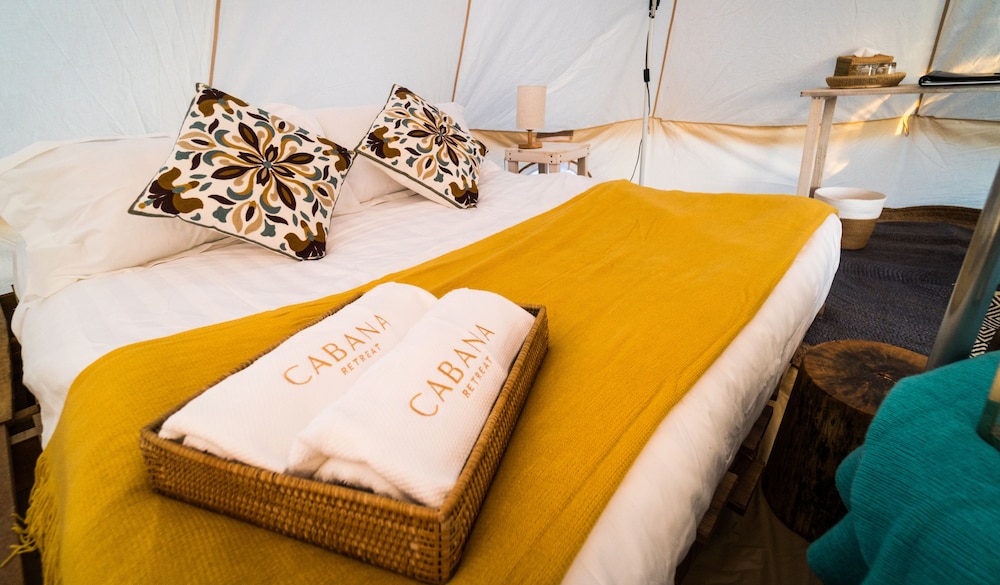 Cabana Retreat 7/24