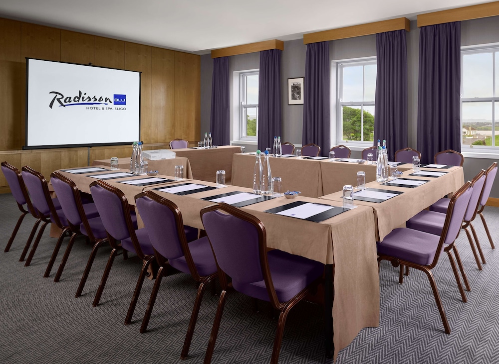 Radisson Blu Hotel and Spa Sligo 55/70