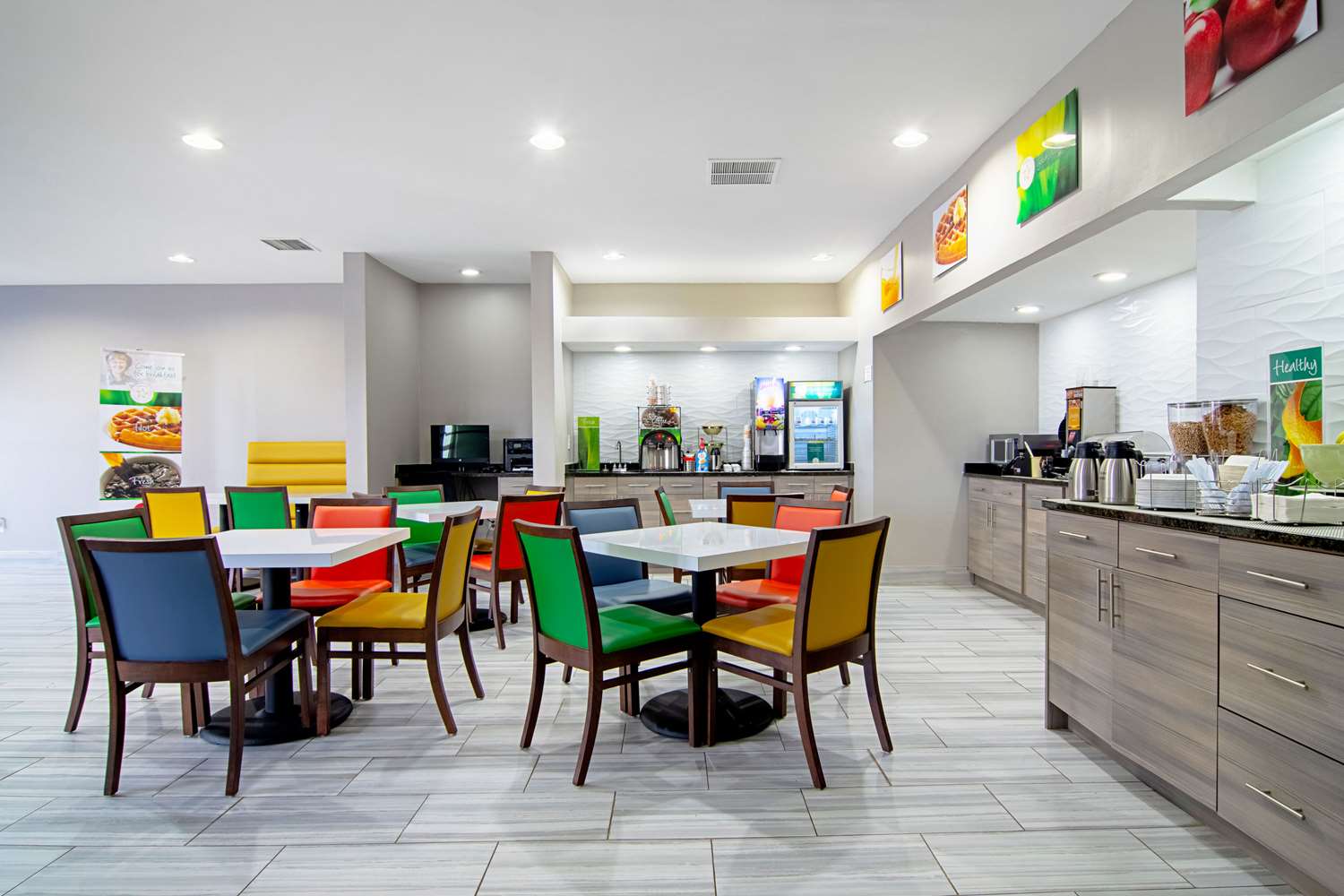 restaurant cafeteria