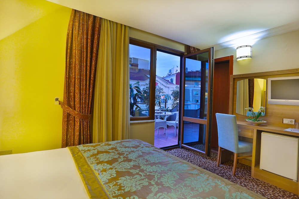 Budo Hotel 33/58