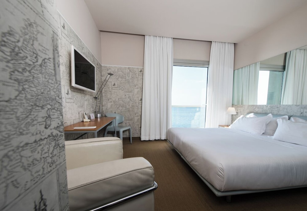 Miramare Hotel 24/72