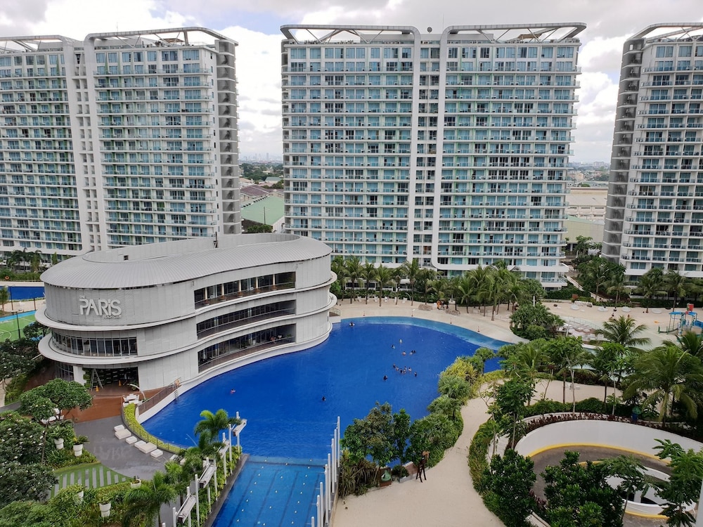 Azure Luxury Beach Suites By Vacationsph 7/50