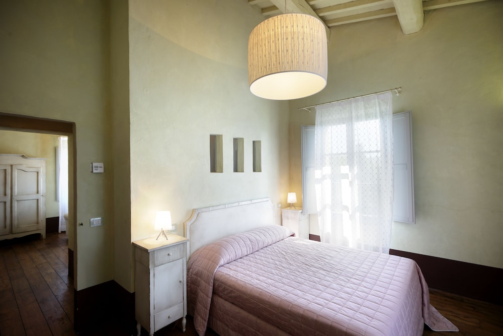 Urbino Resort 7/75