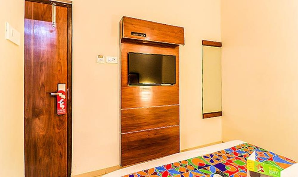 Fabhotel Admiral Andheri 26/31