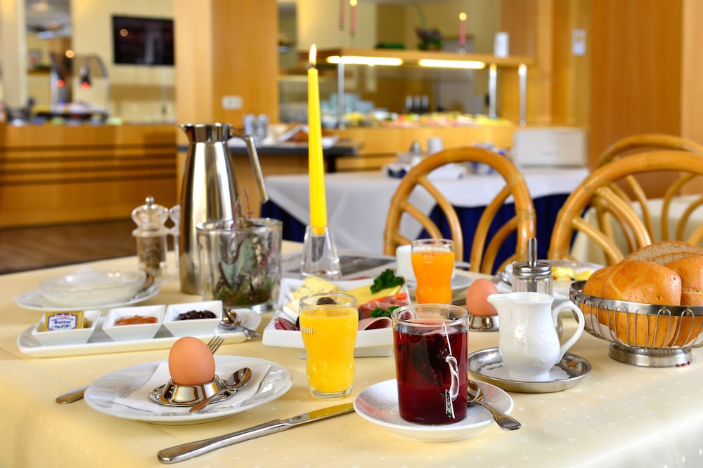 Hotel Luneburger Heide 38/60