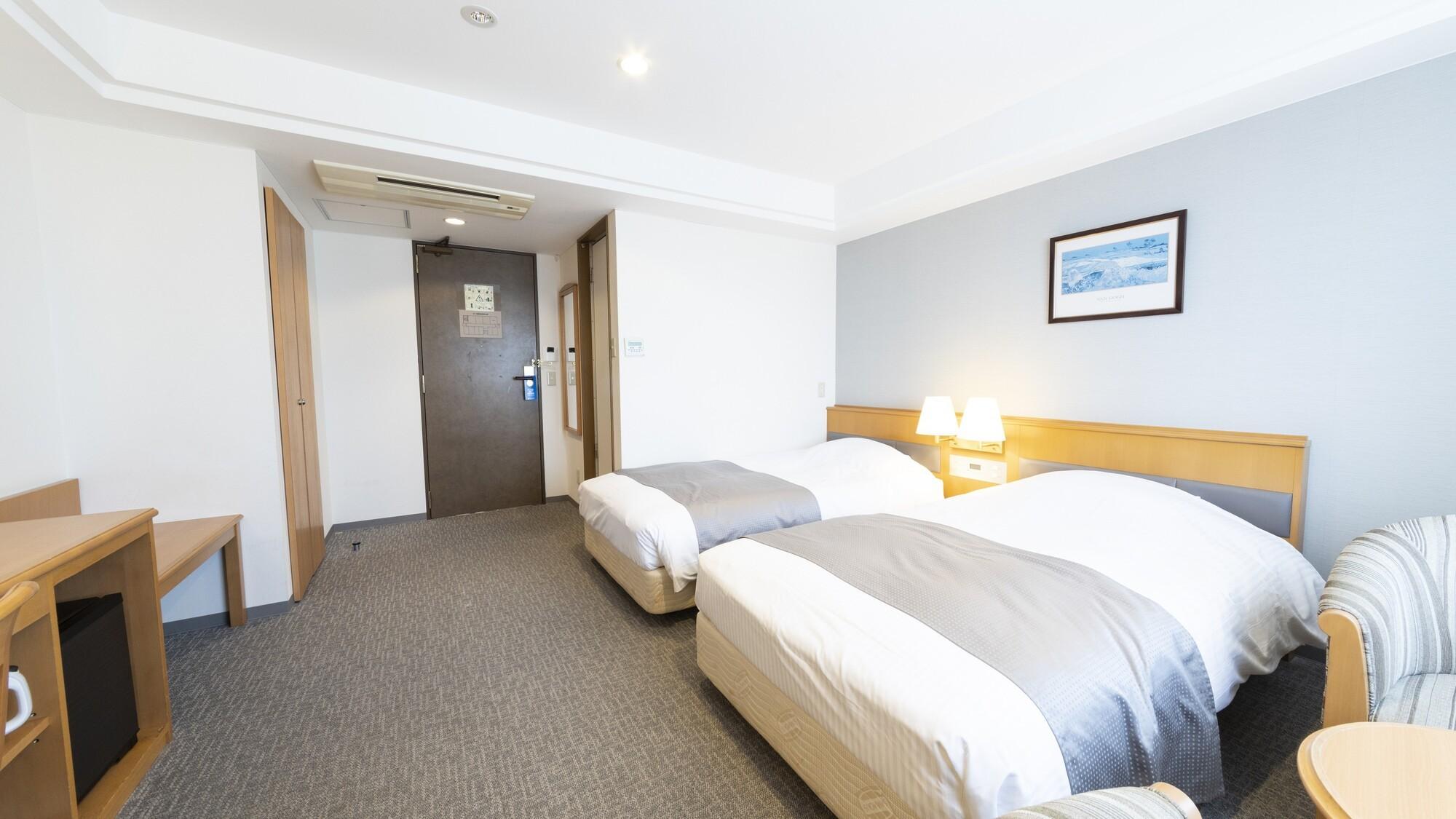 Room, Twin Beds, New Building B, Top Floor