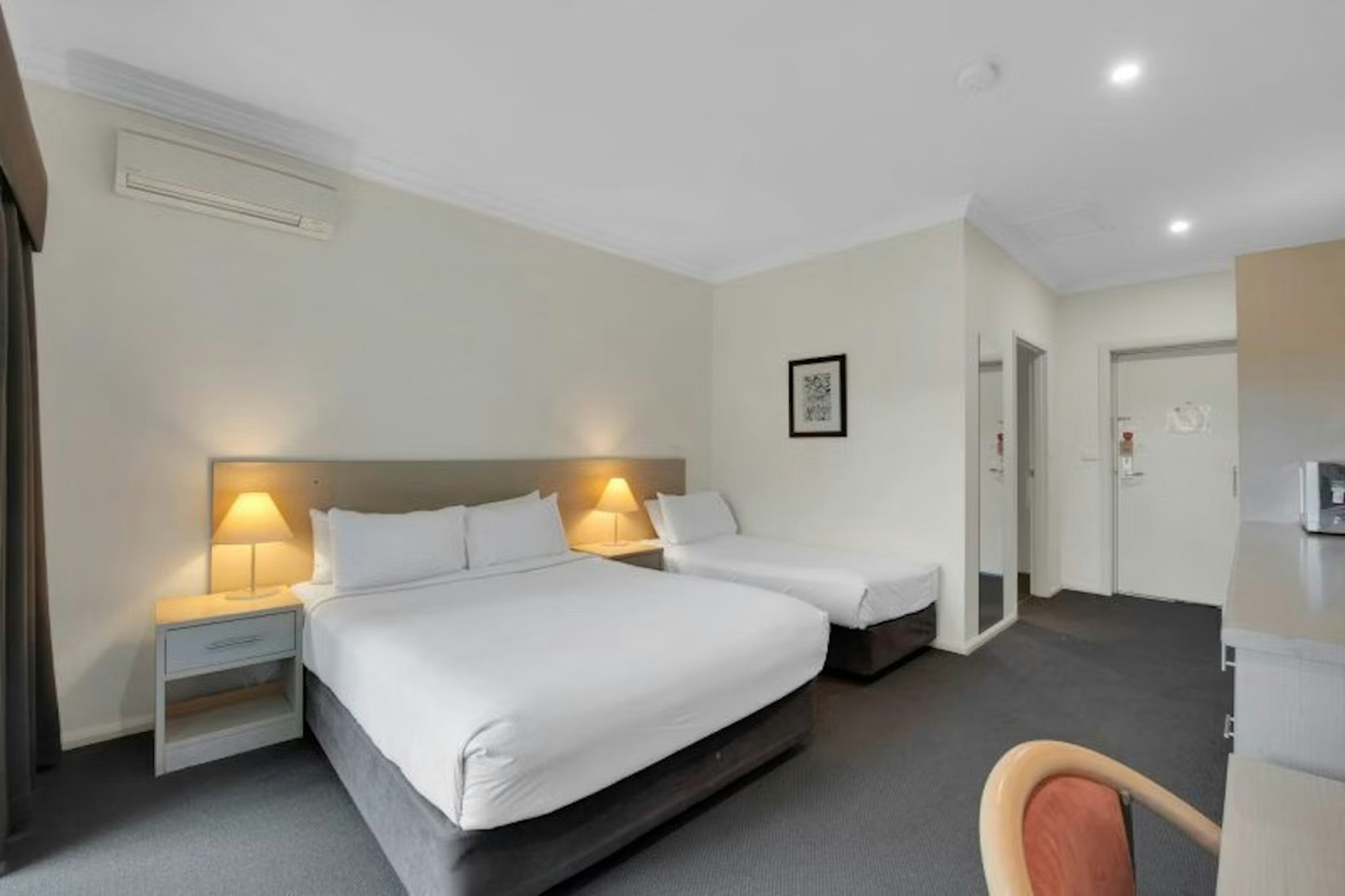Hunter Gateway Motel 2/9