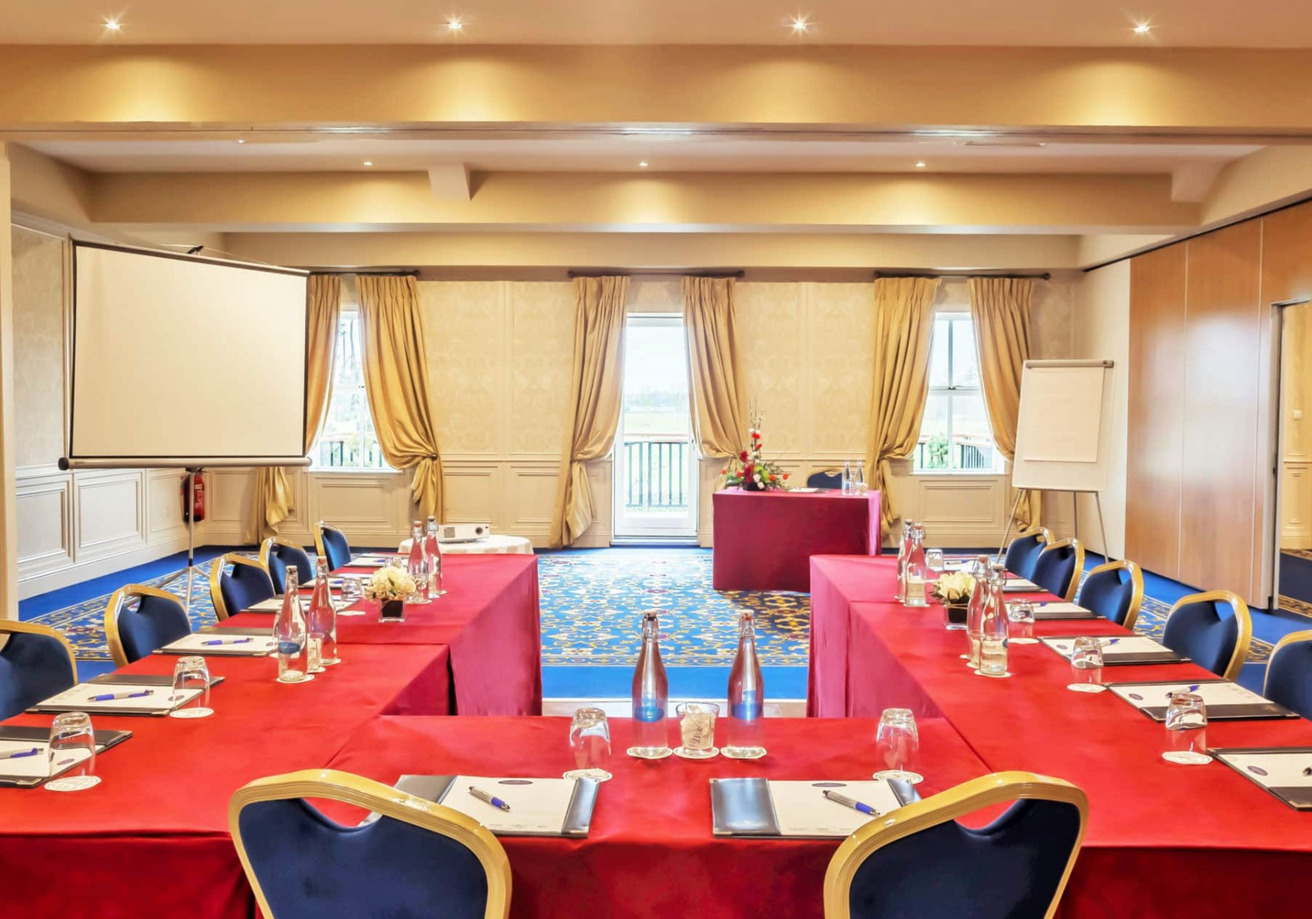 Roganstown Hotel Country Club 37/42