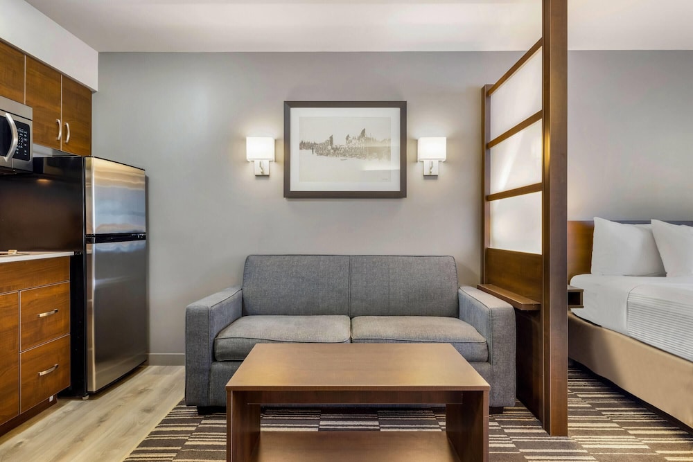 Microtel Inn & Suites by Wyndham Mont Tremblant 29/50