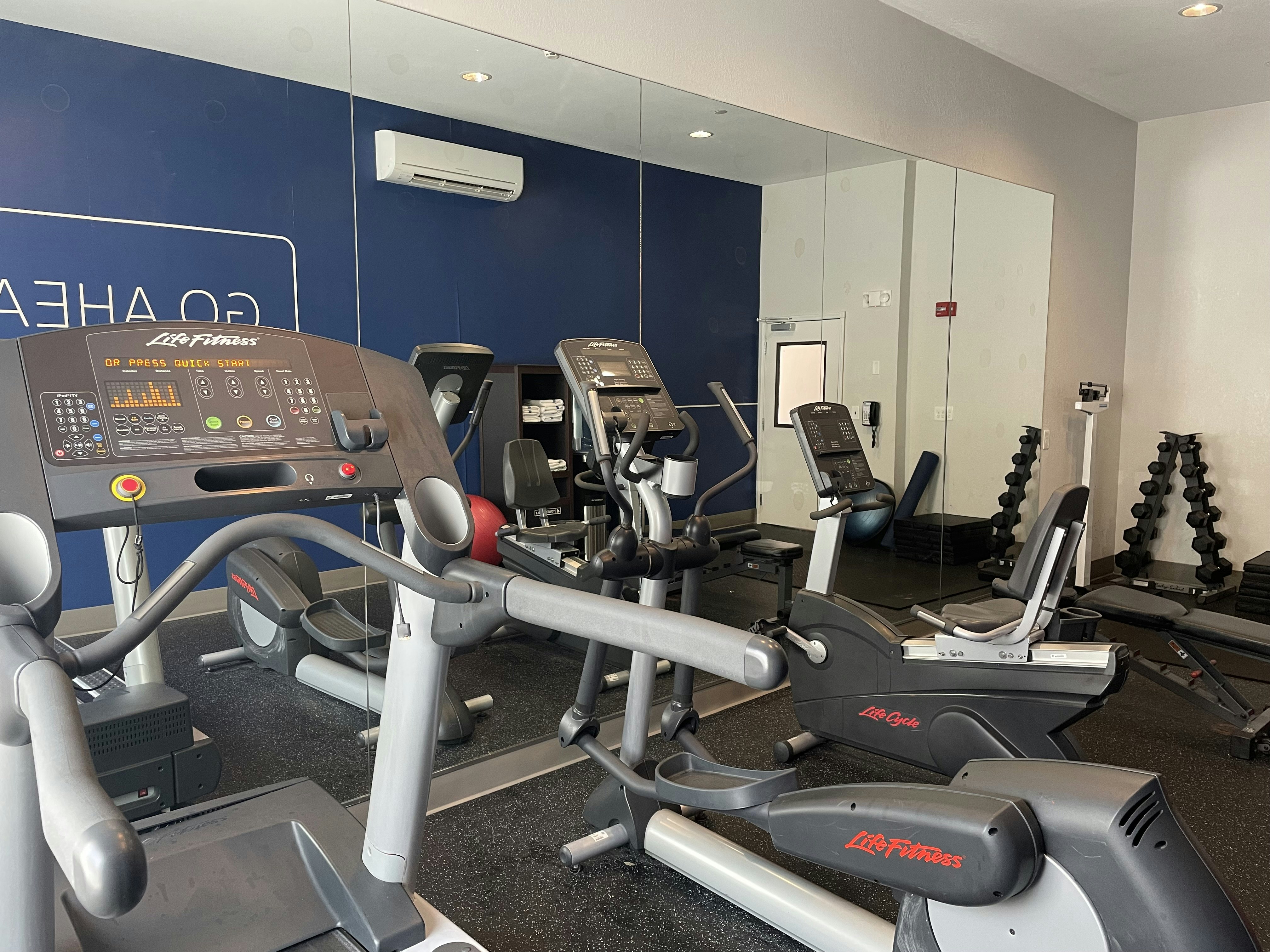 Holiday Inn Express And Suites Montgomery 52/76