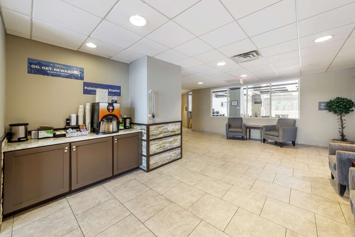 Best Western Naples Plaza Hotel 7/36