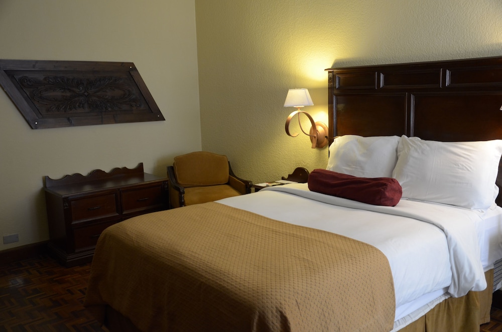 BUSINESS, SINGLE BED