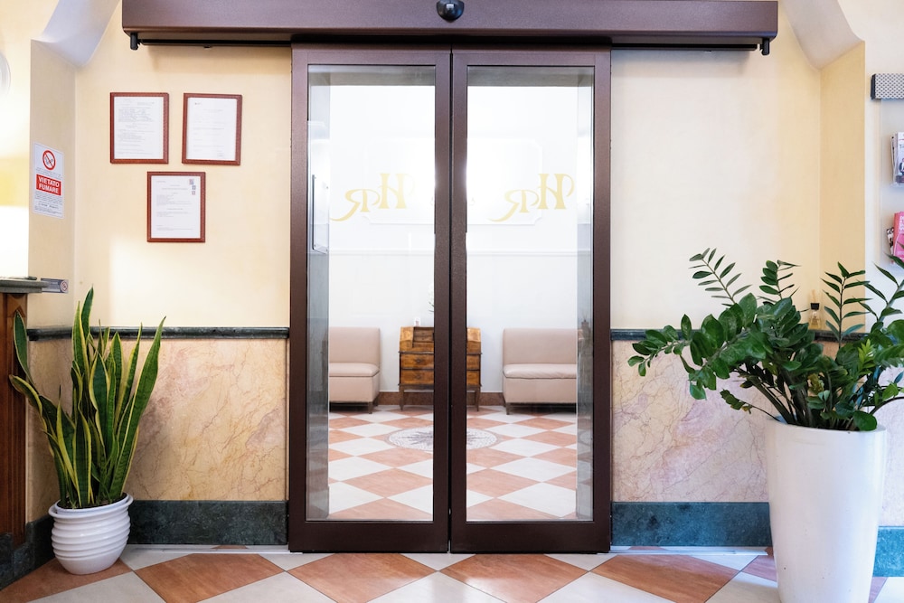 Hotel Romantica 40/60