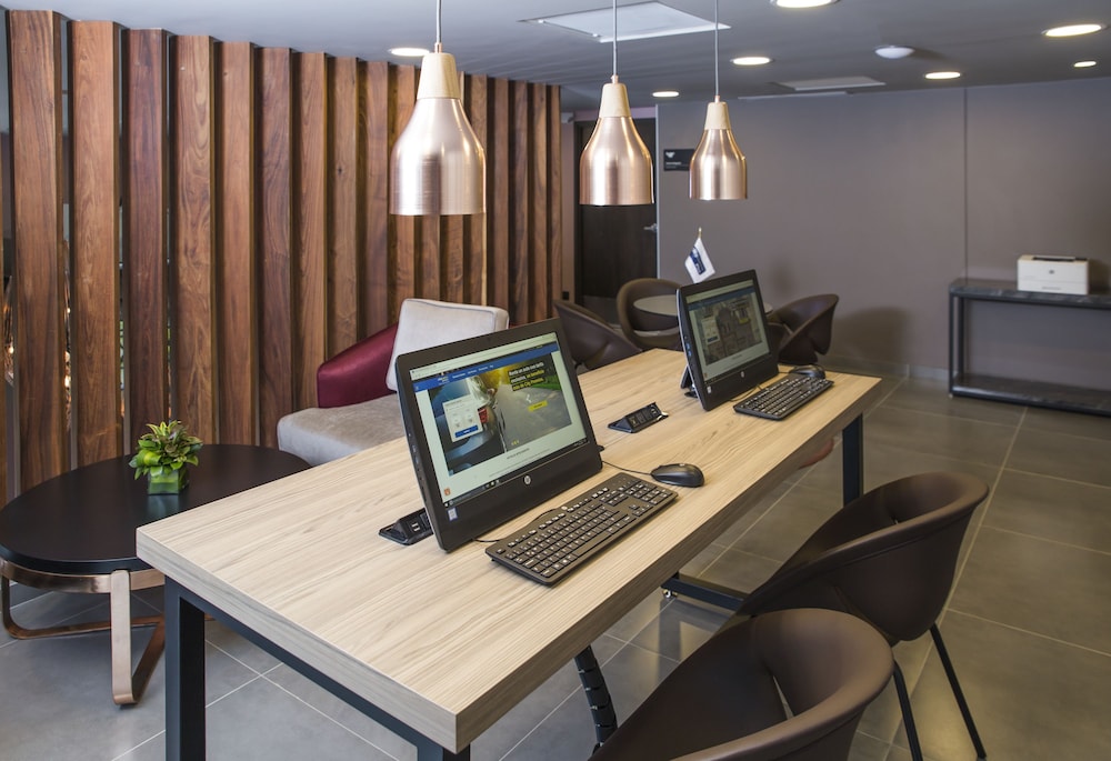 City Express Plus by Marriott Medellin Colombia 31/42