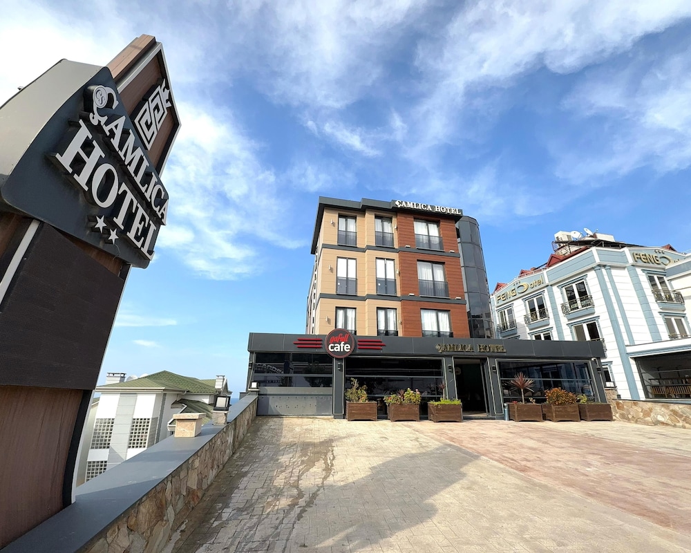 Camlica Hotel 3/42
