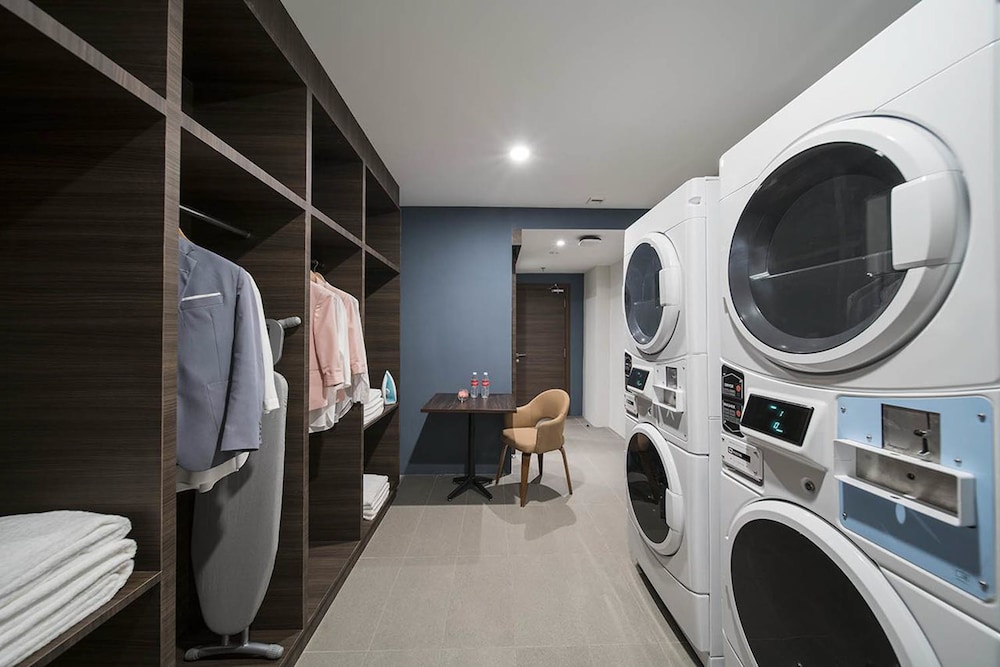 Travelodge Kuala Lumpur City Centre 43/66