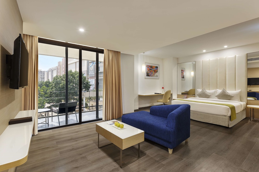 Sarovar Portico Outer Ring Road Bengaluru 22/61