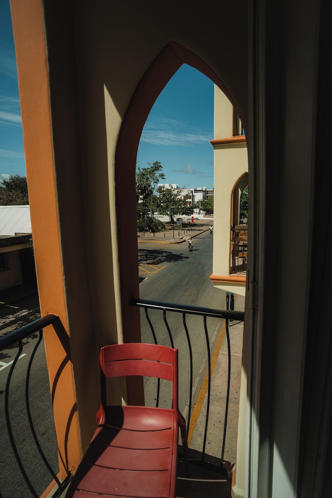 Sahara Hotel 57/71