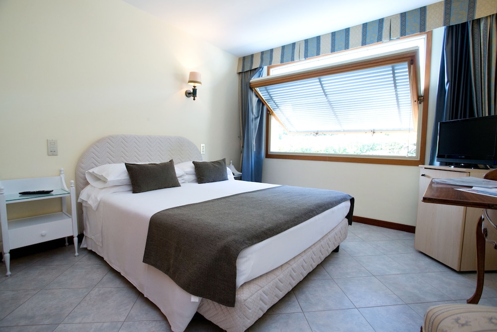 Hotel Maga Circe 11/72
