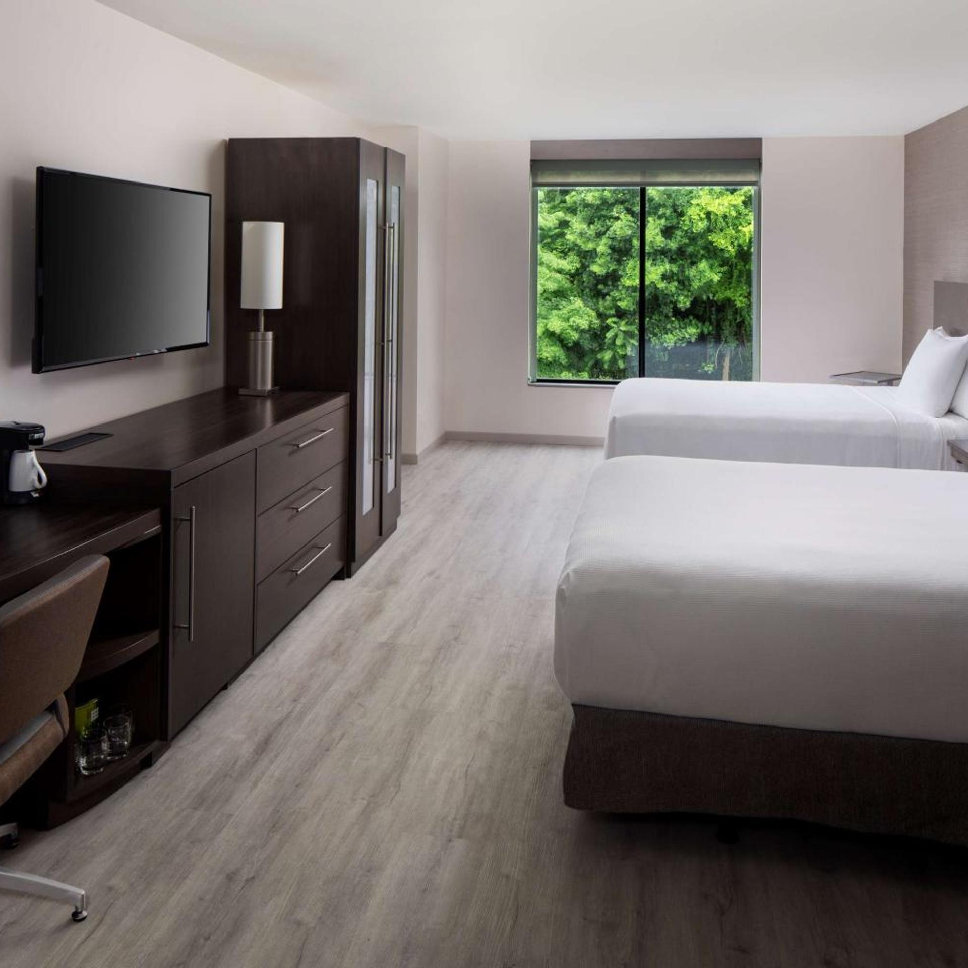 1 Bedroom, Suite, 2 Queen Beds, Sofa, Hyatt Place Poughkeepsie 4/5