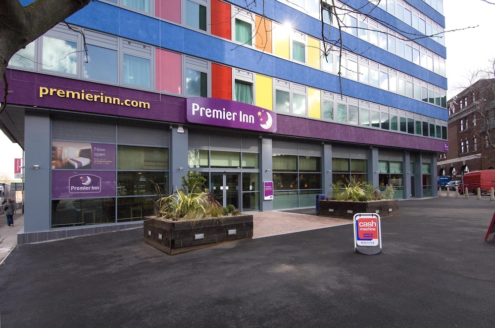 Premier Inn Leicester City Centre (Train Station) 50/56