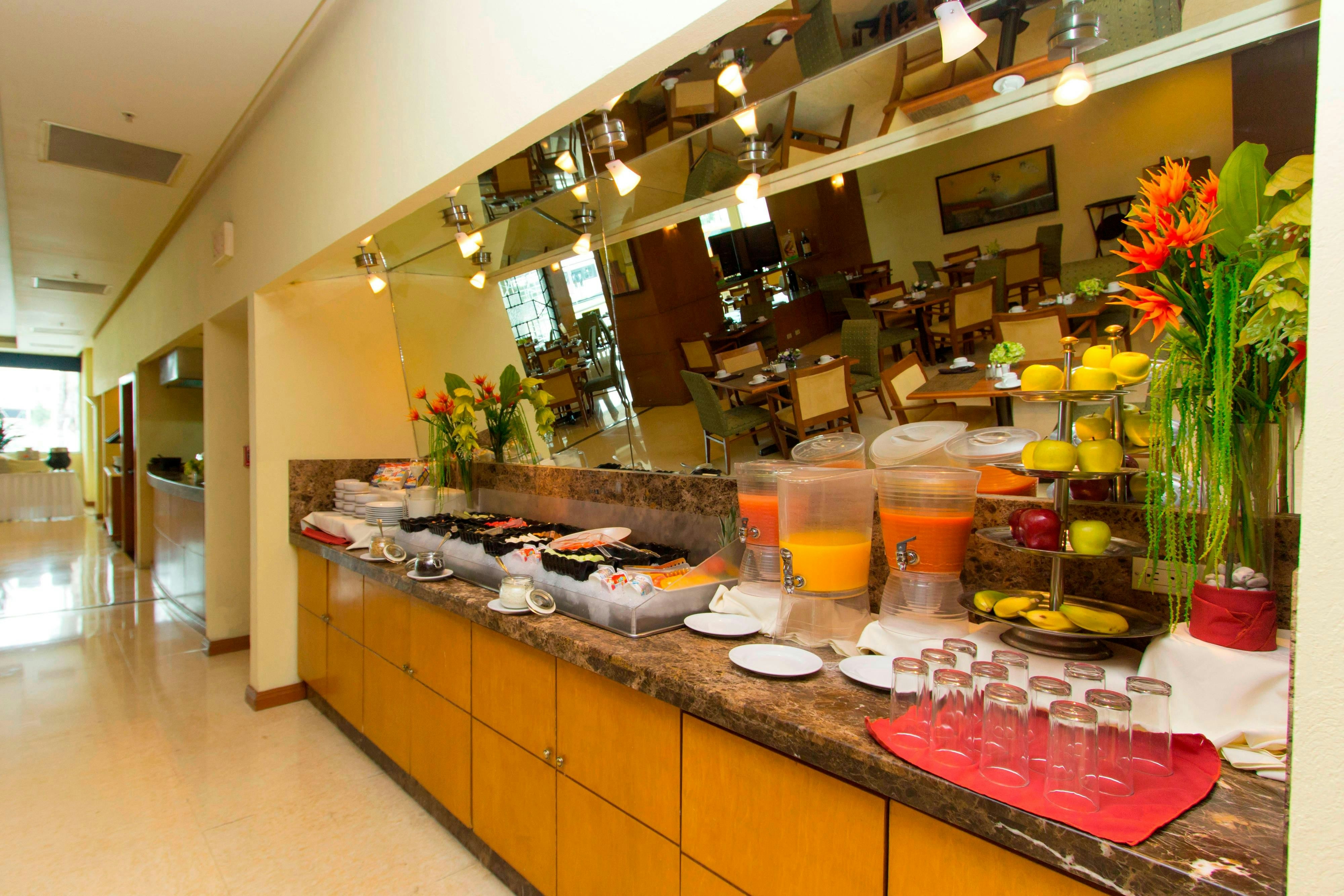 Courtyard by Marriott Monterrey San Jeronimo/Valle 3/23