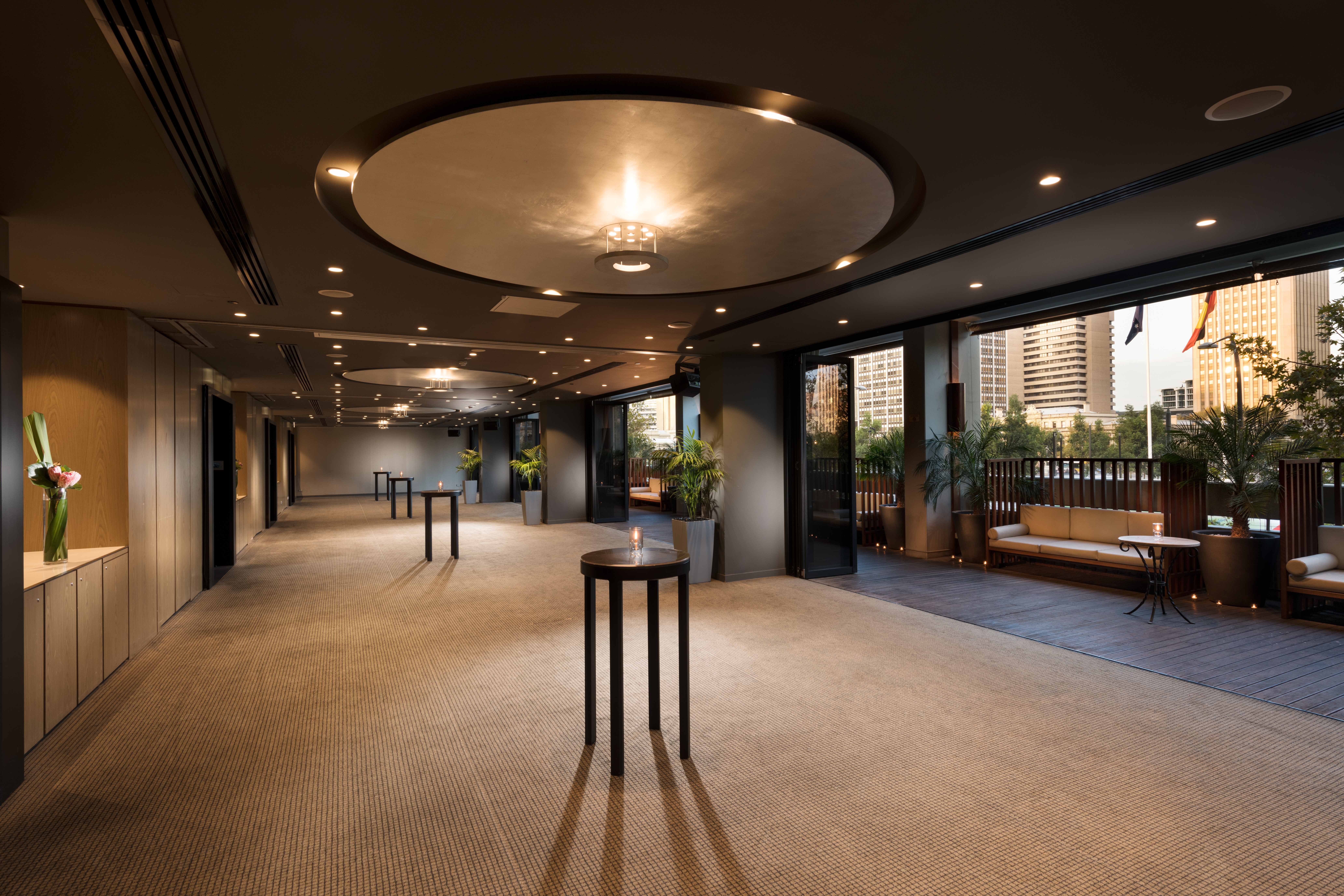Hilton Adelaide 76/80