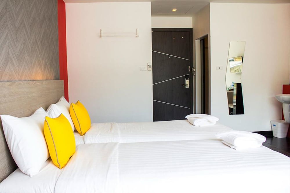 Wake Up Aonang Hotel 34/69