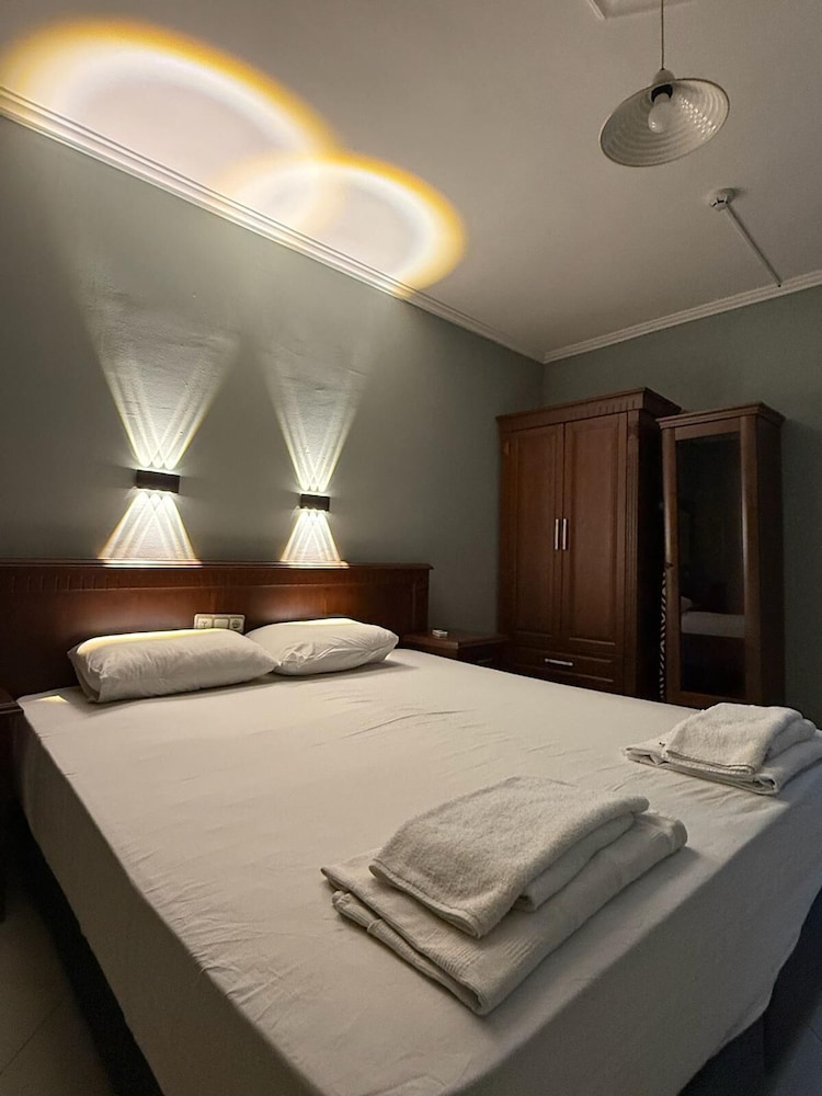 Rose Garden Aparthotel 29/71
