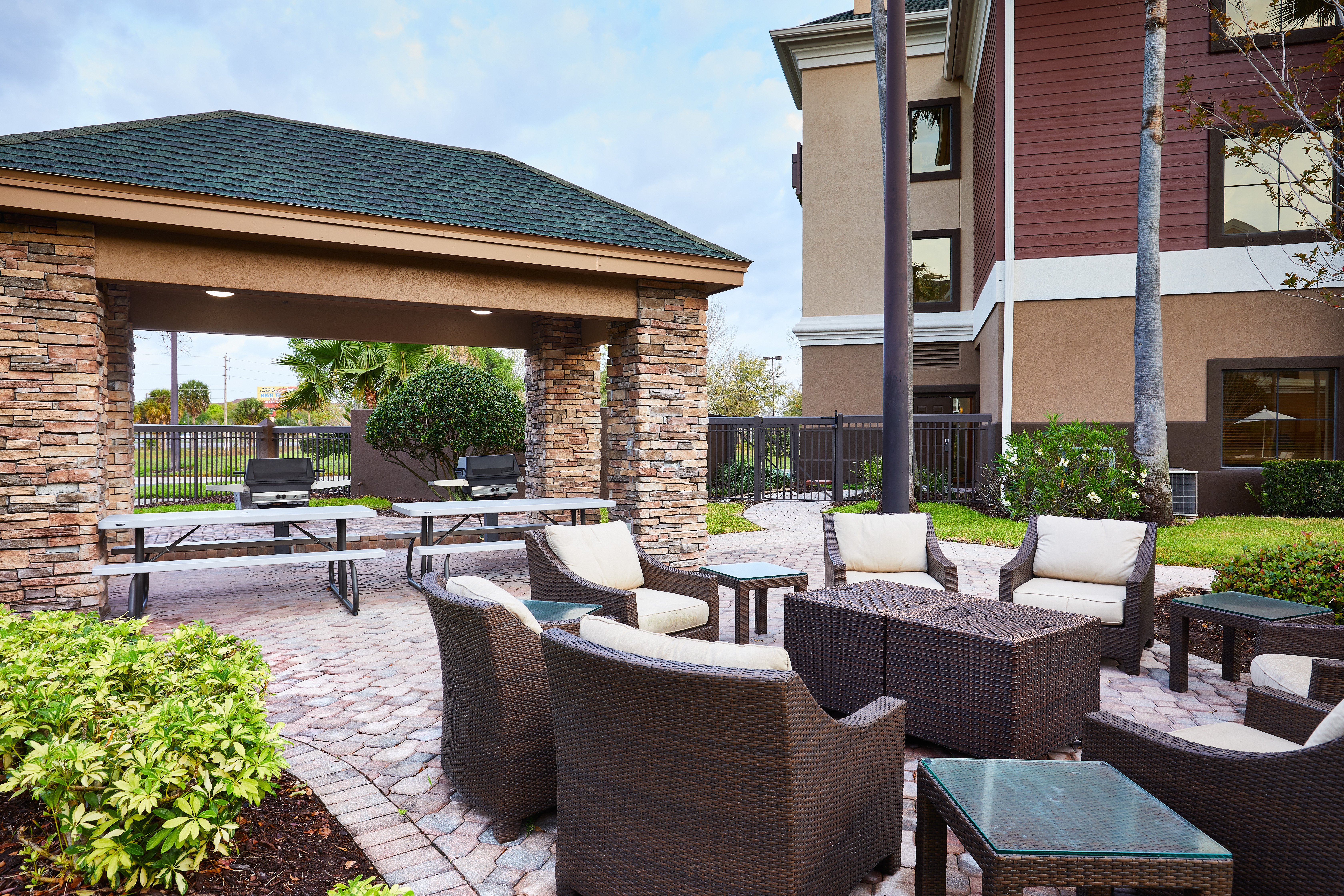 Staybridge Suites Orlando Airport South 11/28