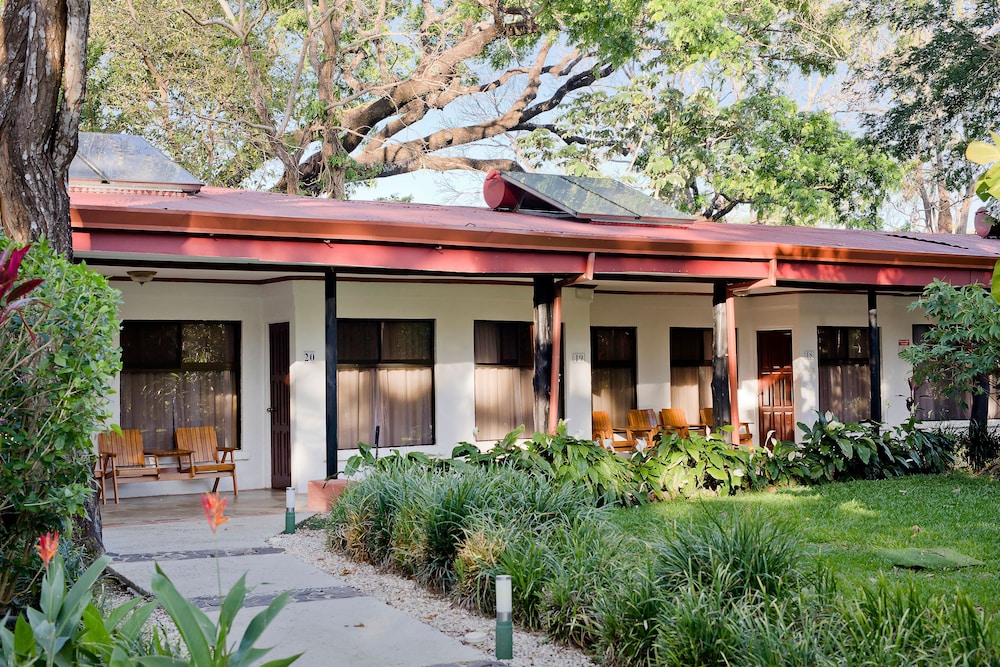 Hacienda Guachipelin Hotel in Curubande