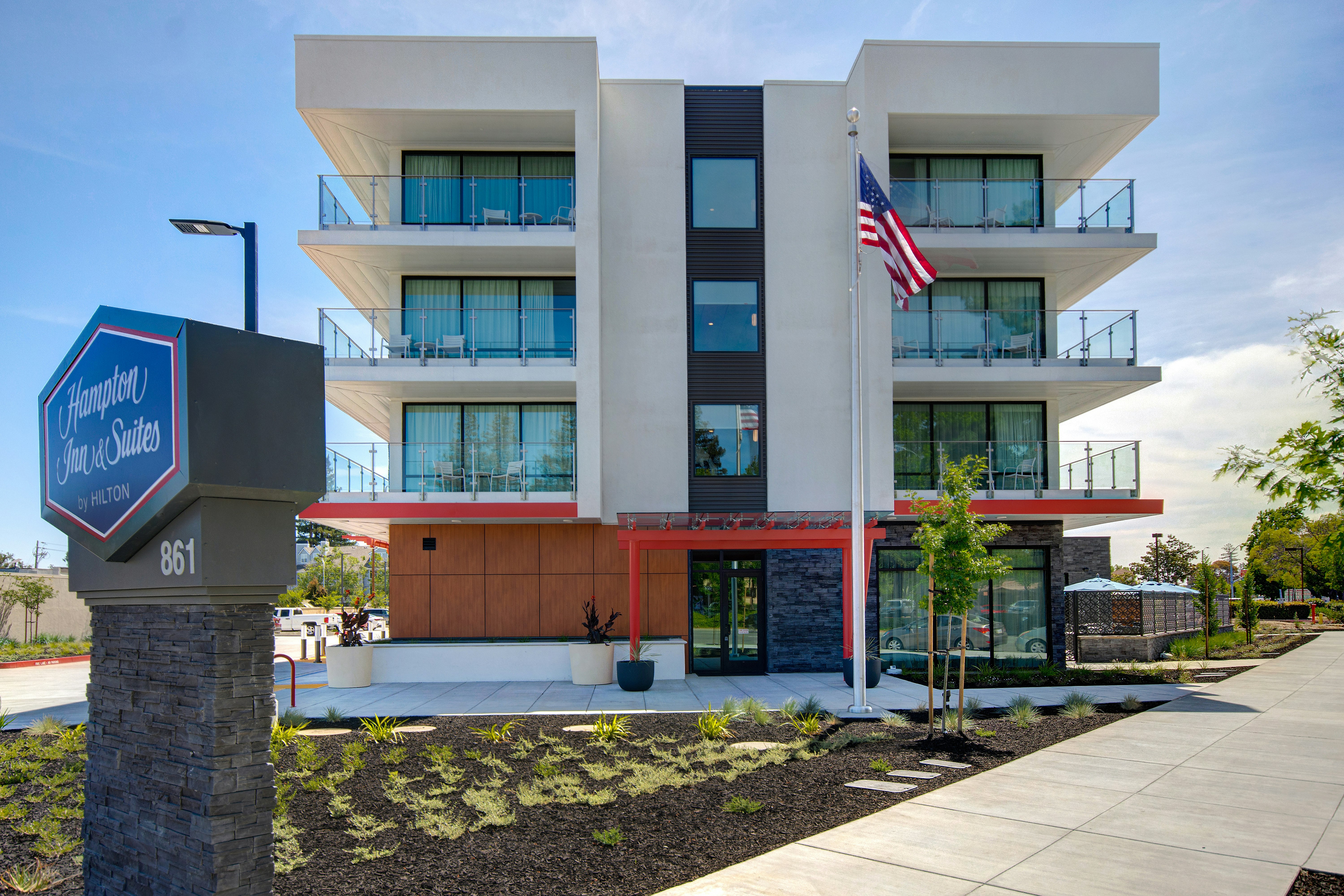 Hampton Inn & Suites Sunnyvale Silicon Valley 6/60