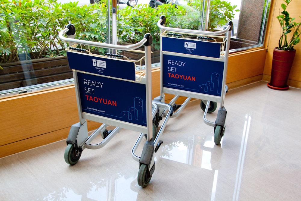 Holiday Inn Express Taoyuan 10/71