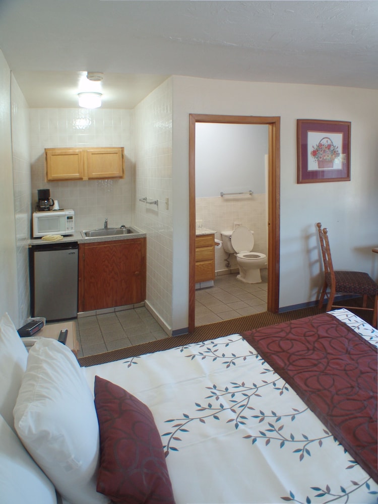 The Inn At Salmon Creek 7/23