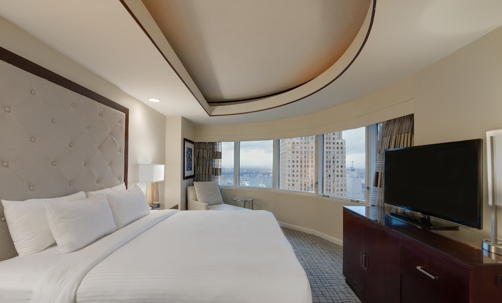 Hyatt Regency Times Square 22/62