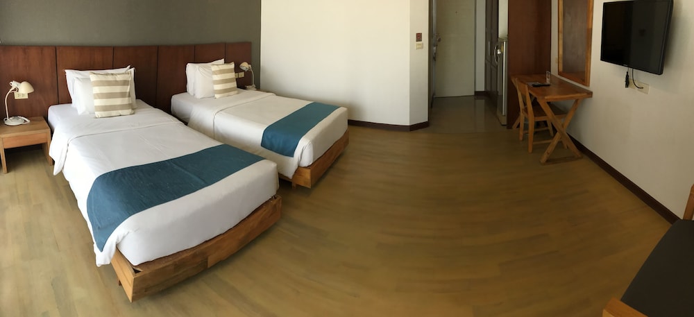 The Leela Resort Spa Pattaya 7/50