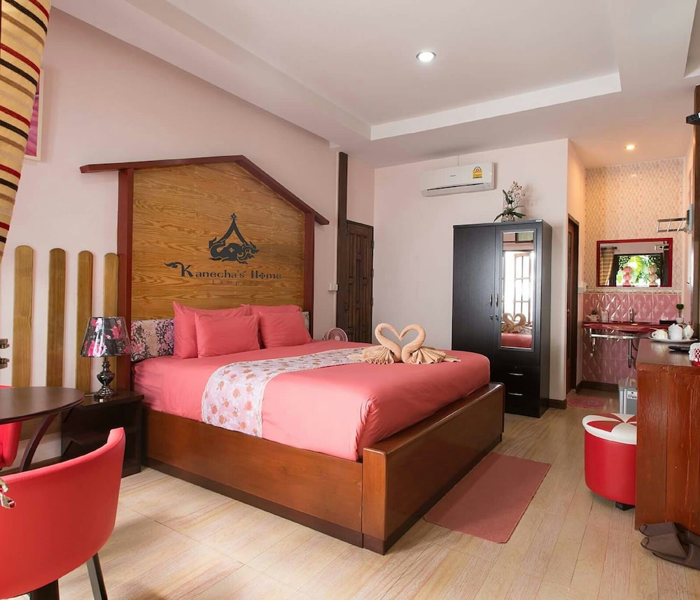 ROOM, DOUBLE BED