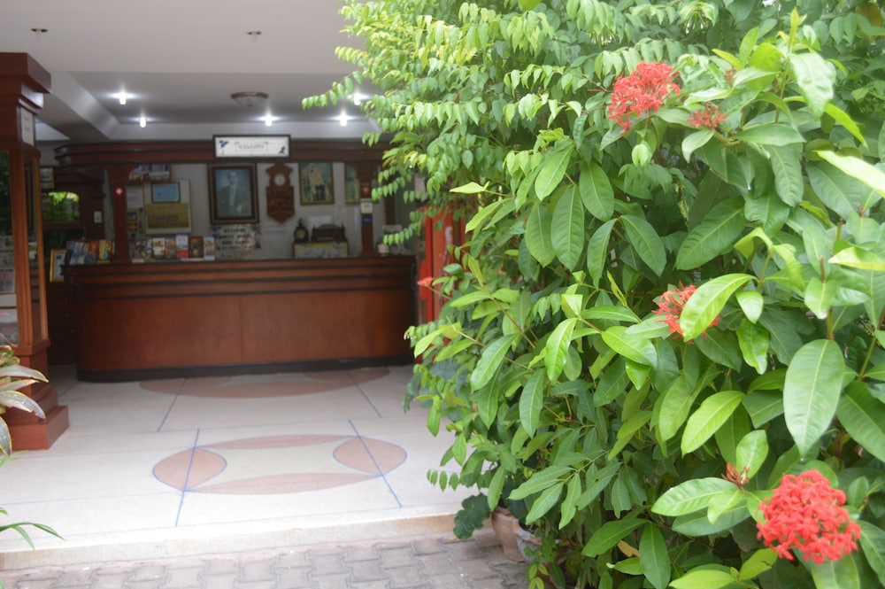 lobby