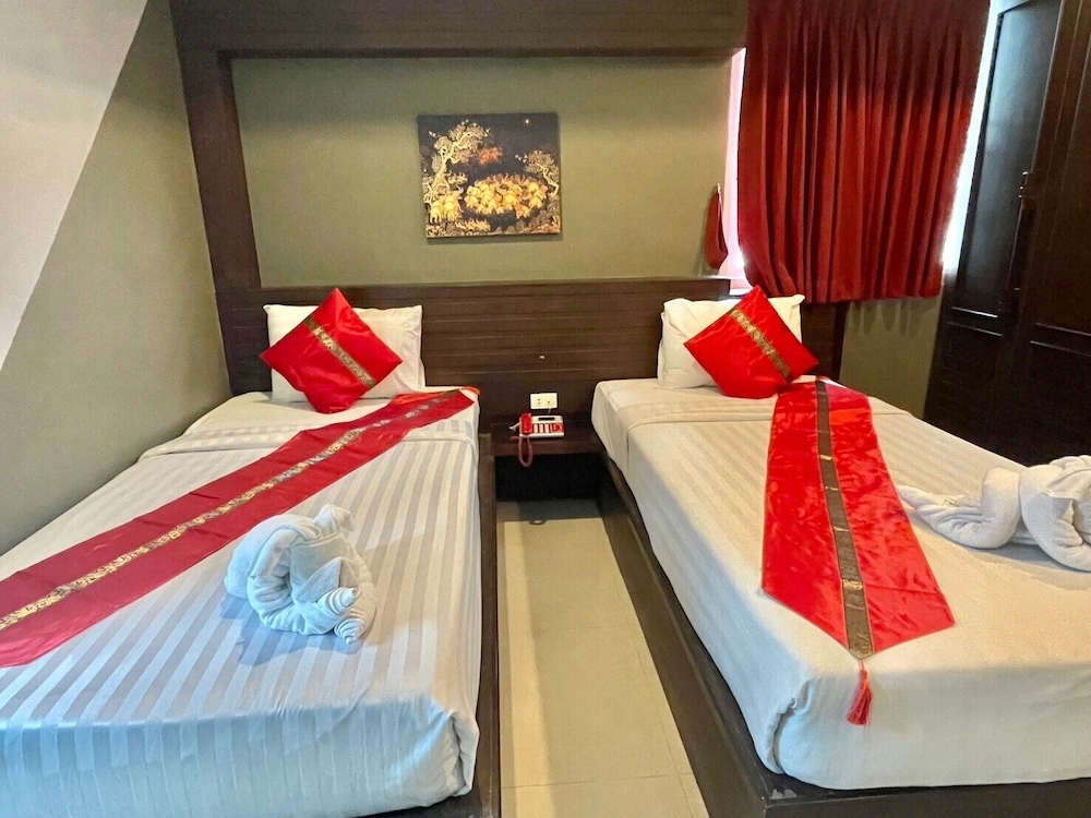 The Great Residence Hotel 12/47