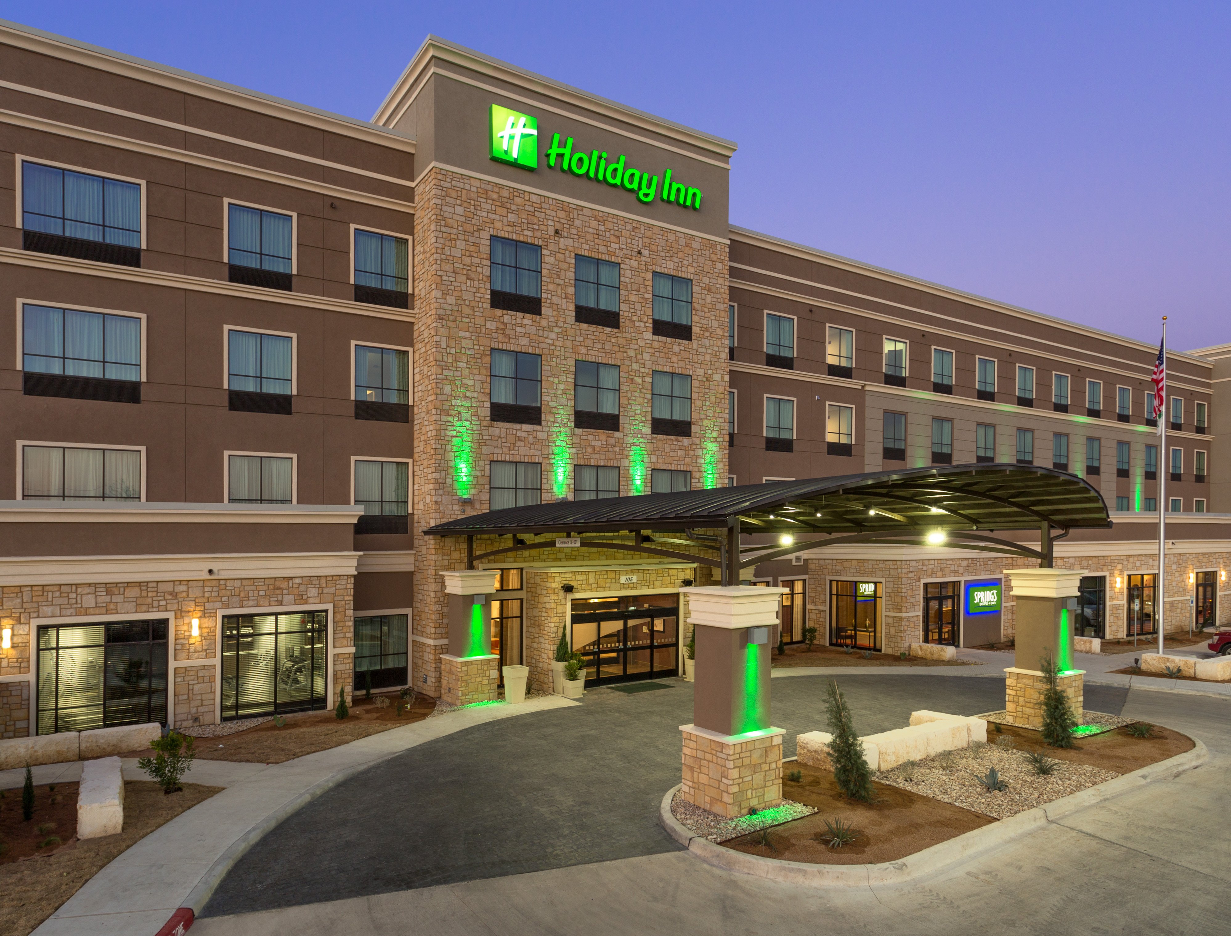Holiday Inn San Marcos 56/59