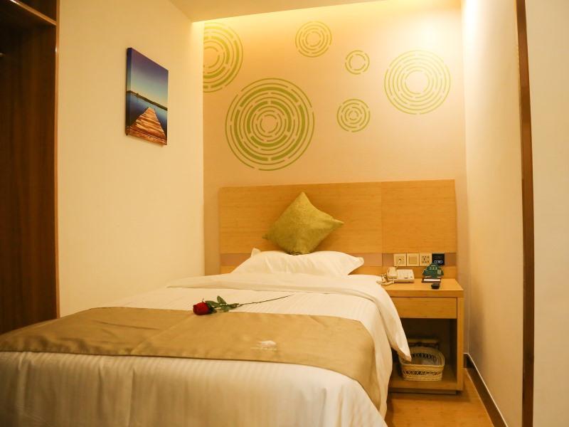 GreenTree Inn Nanjing Pukou District Qiaolin 11/25